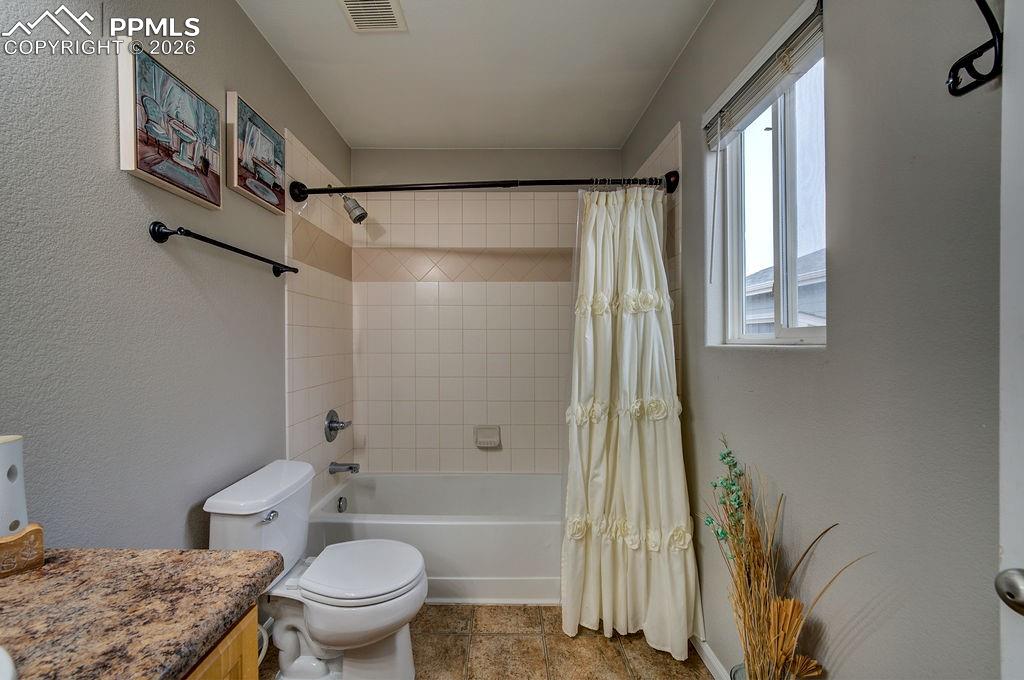 Tub/shower in the Primary Bathroom.
