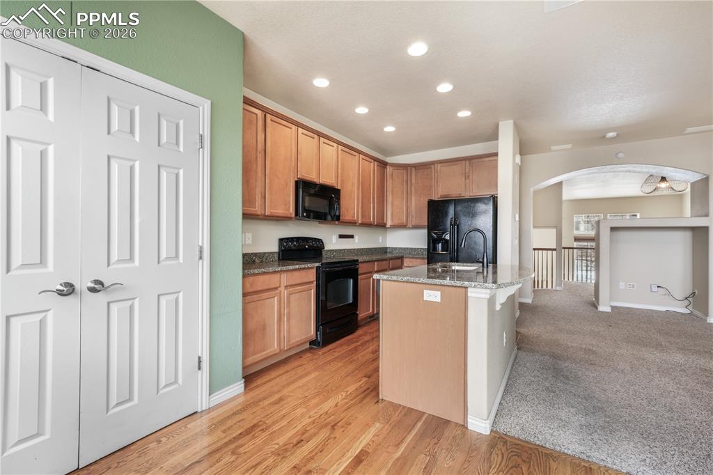 Breakfast eat in area, pantry and covered patio access