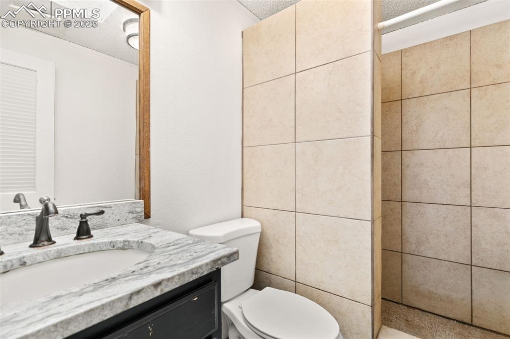 Additional main level bathroom