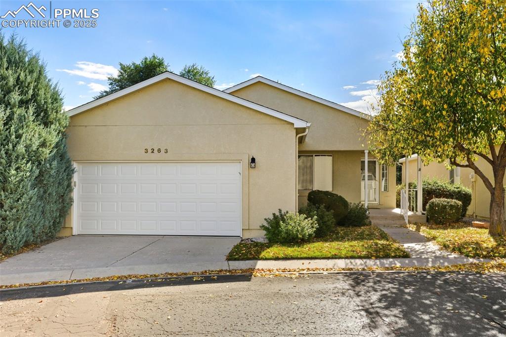 3263 Chestnut Glen Lane