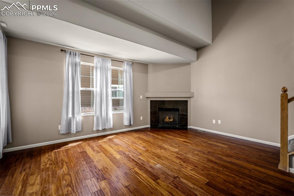 5657 Shamrock Heights photo 3