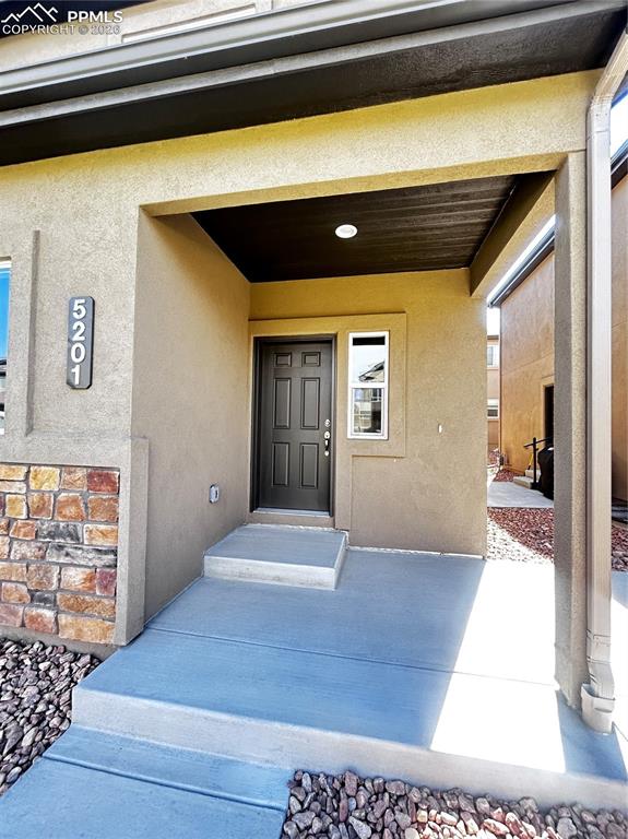 5201 Palomino Ranch Point