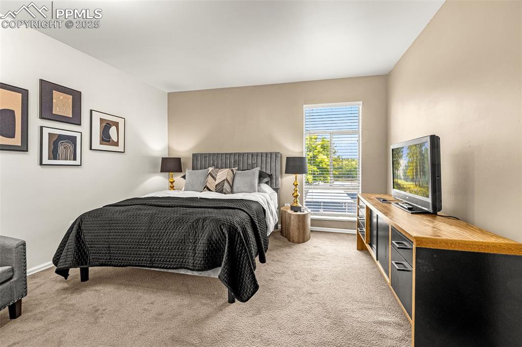 Second bedroom, freshly painted