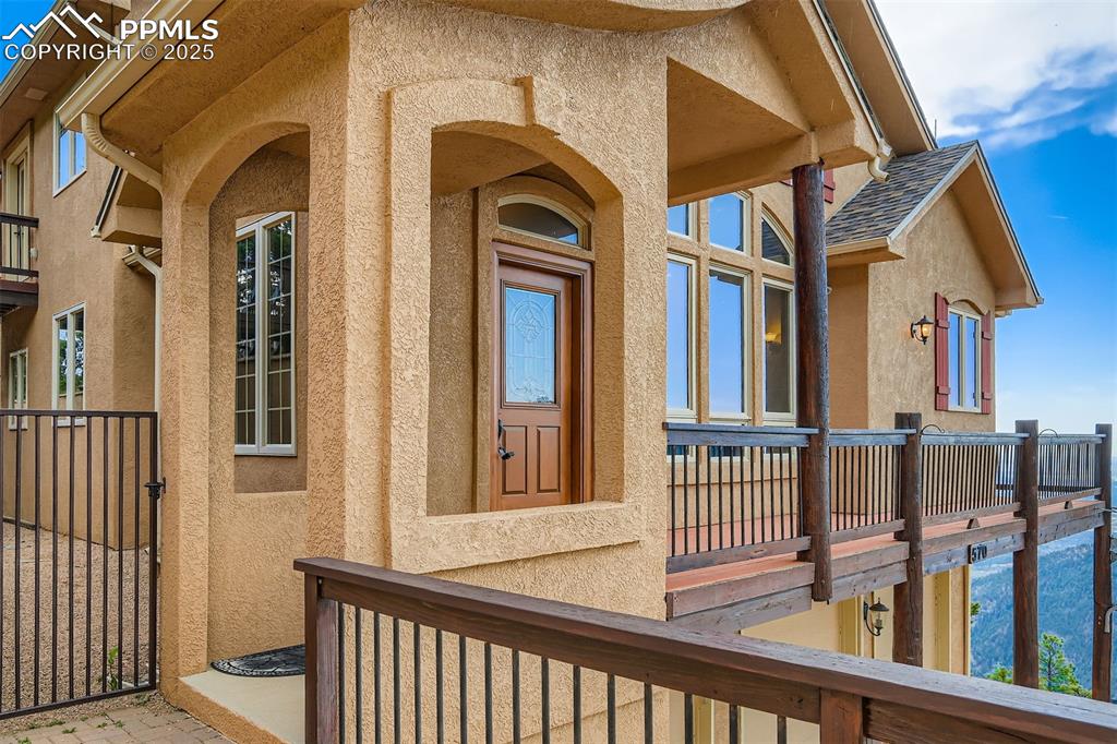 570 Upper Vista Road photo 3