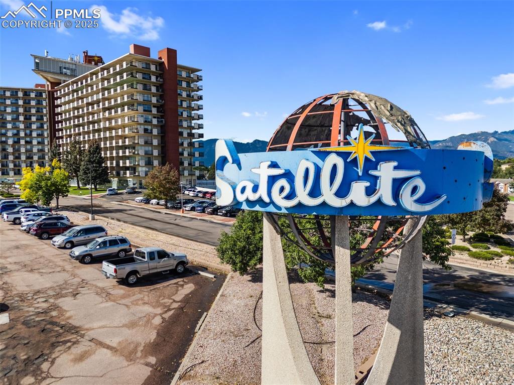 411 Lakewood Circle #B533 photo 3