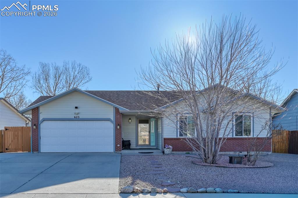 623 Hugh Martin Street photo 2