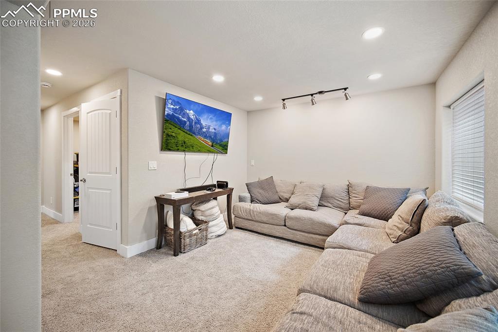 9753 Fairway Glen Drive