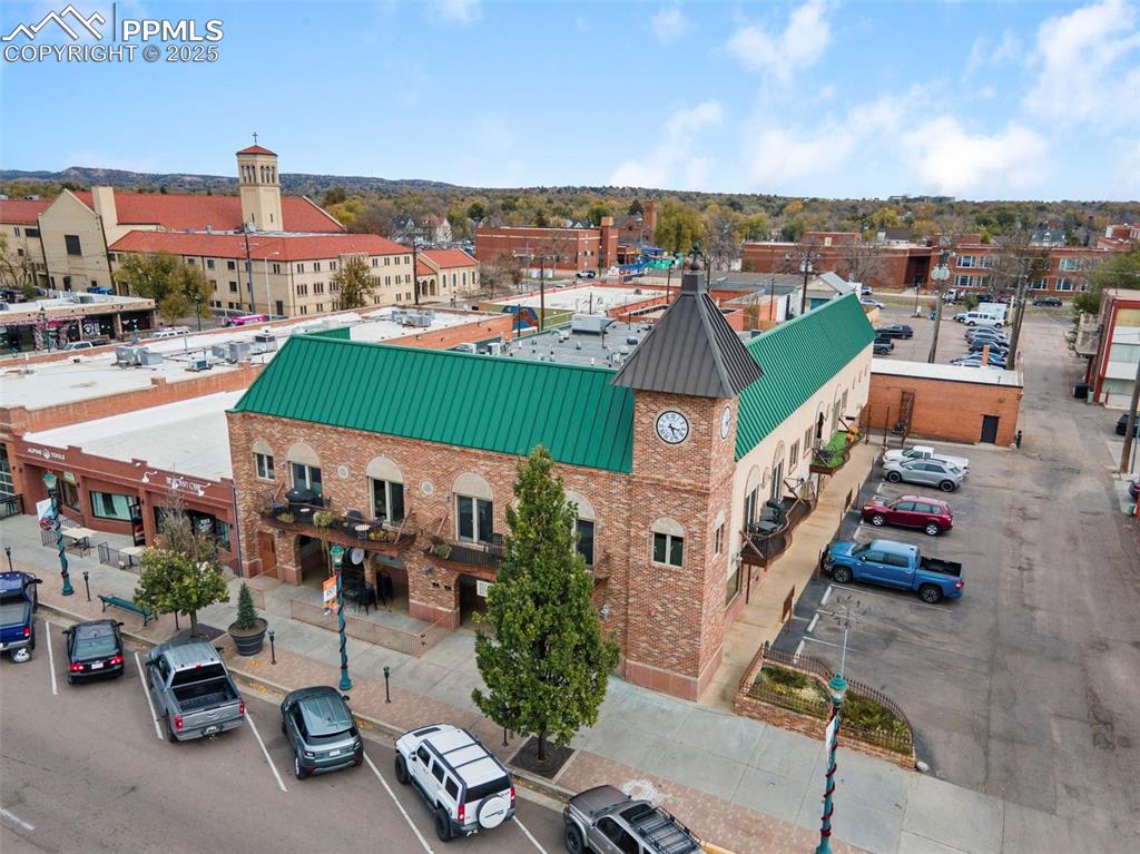 319 N Tejon Street #202 photo 2