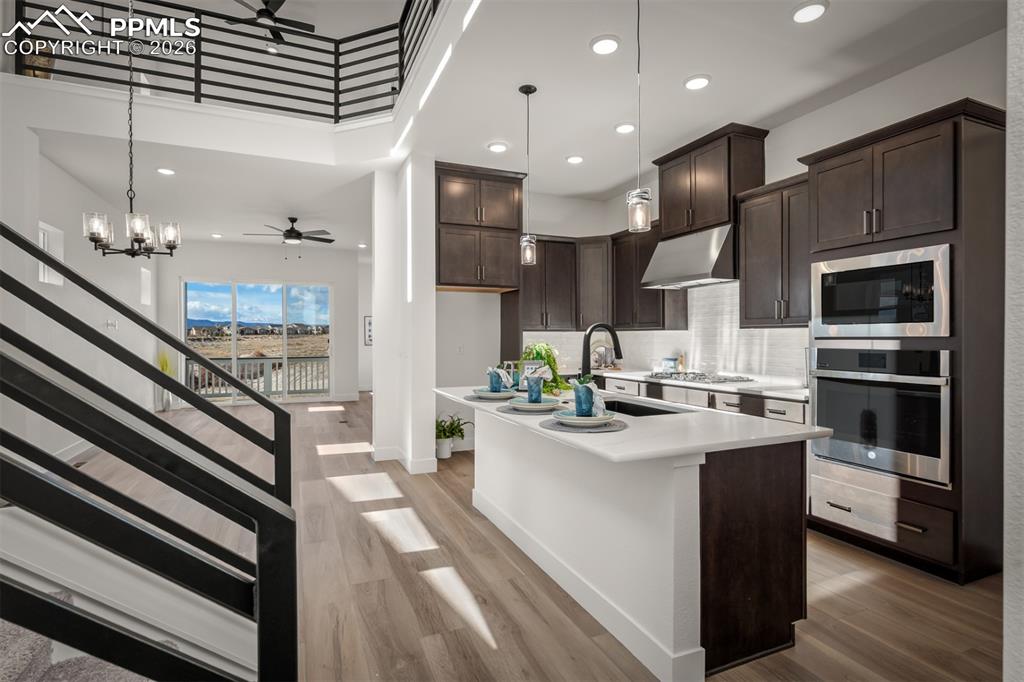 8990 Frolic View photo 3