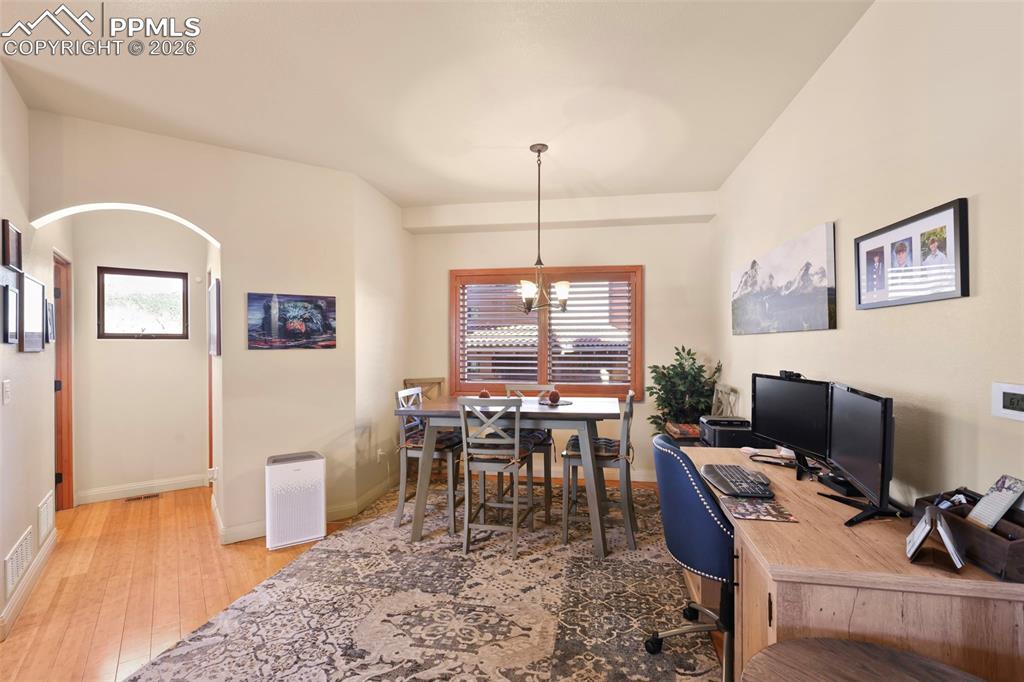 21 CRYSTAL PARK Road photo 3