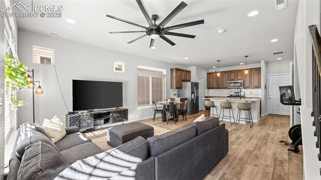 9443 Cashel Trail photo 2