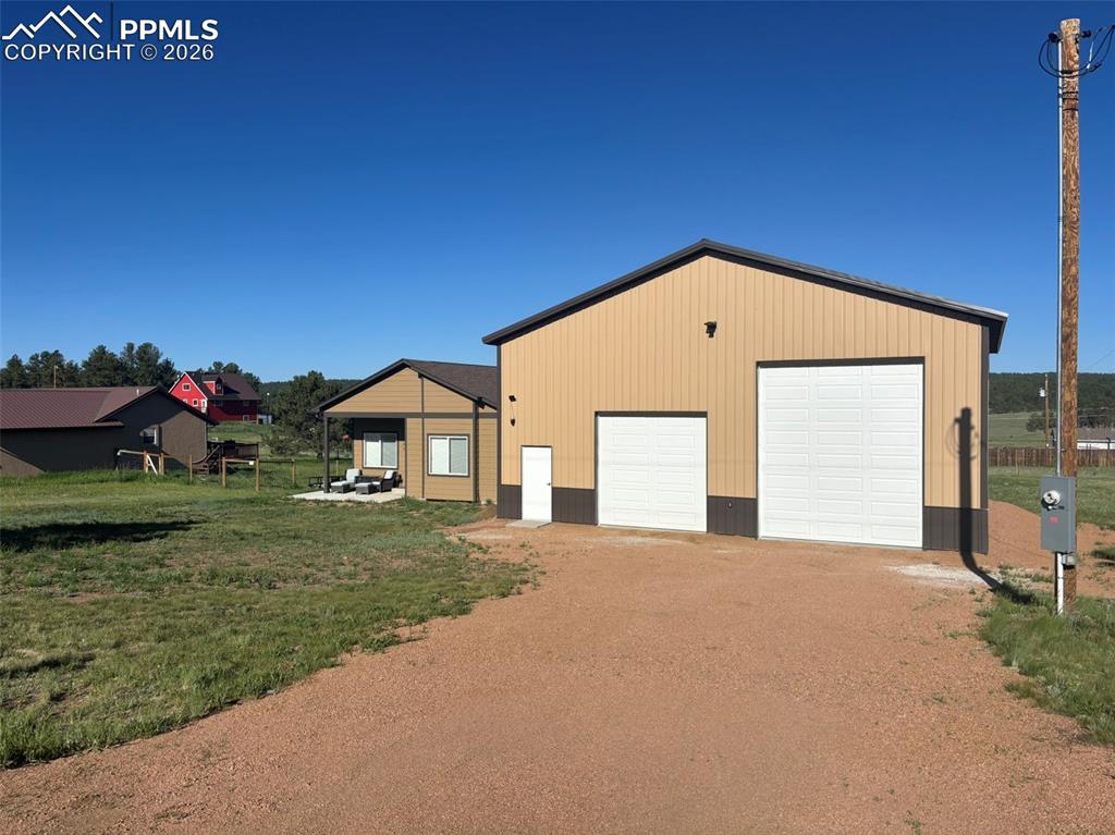 489 Due South Road photo 2