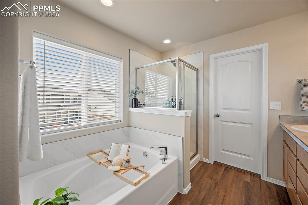 5-piece ensuite bath