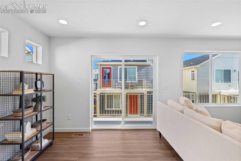 *Photos of a model home*