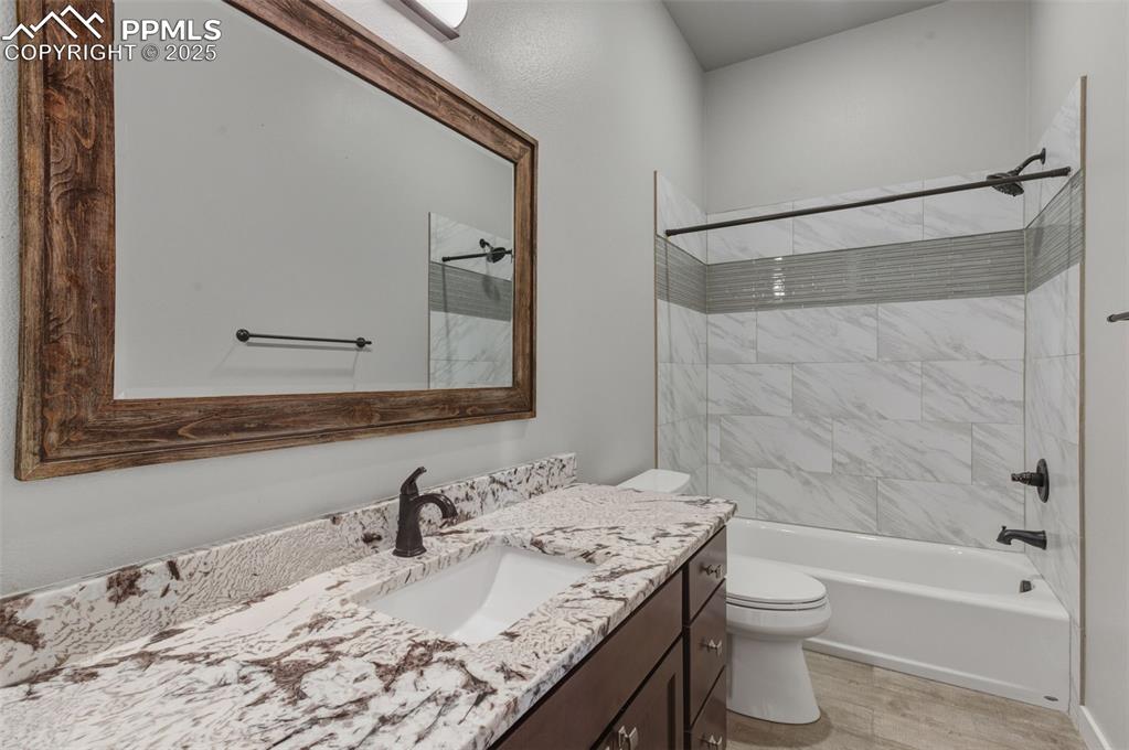 Full Bathroom on the Main level.