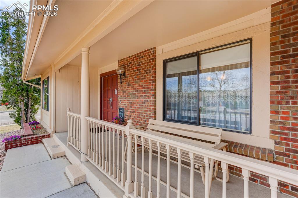 Welcoming front porch!