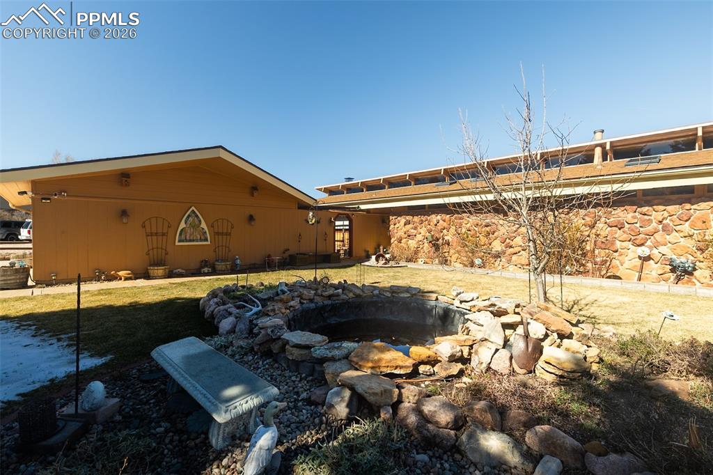 414 Chamberlin Place photo 3