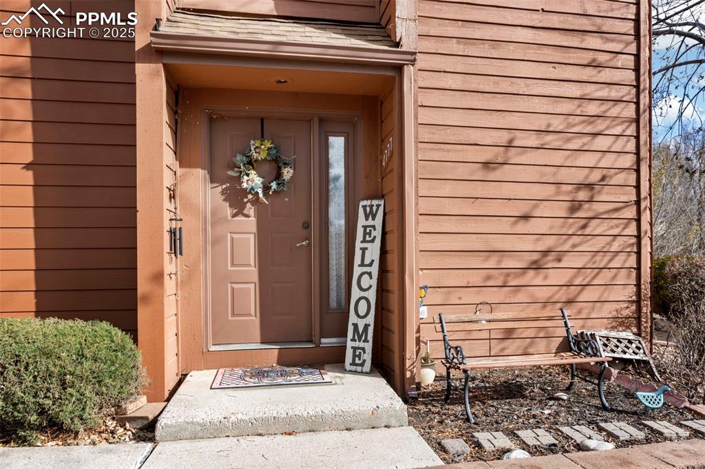 4777 Daybreak Circle photo 2