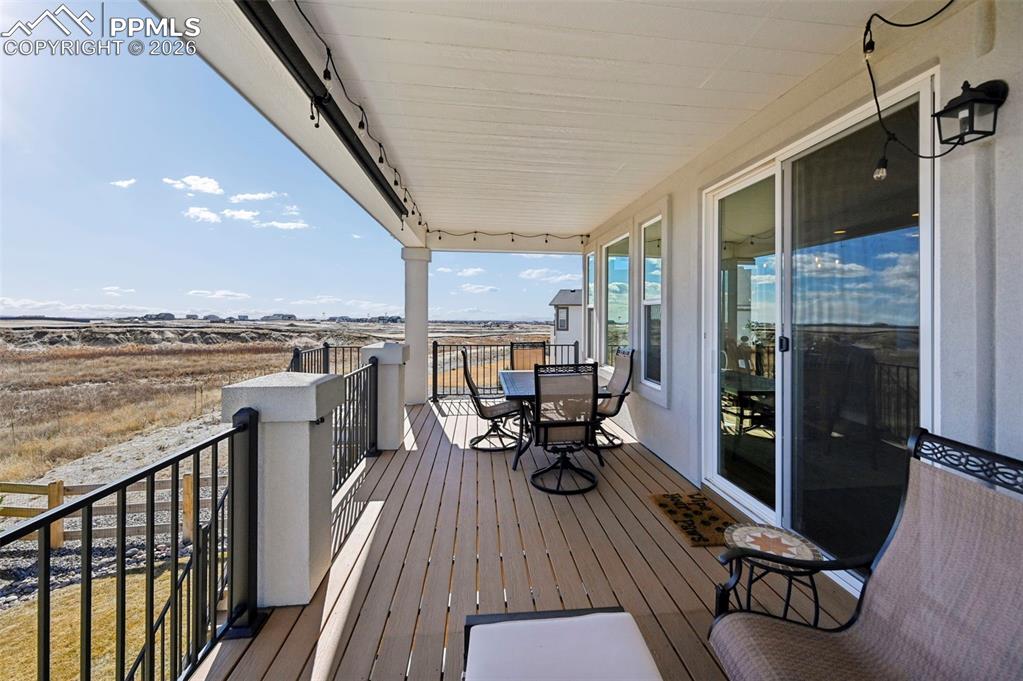 Deck featuring outdoor dining area