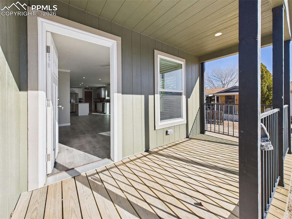 105 E Cellini Drive photo 2