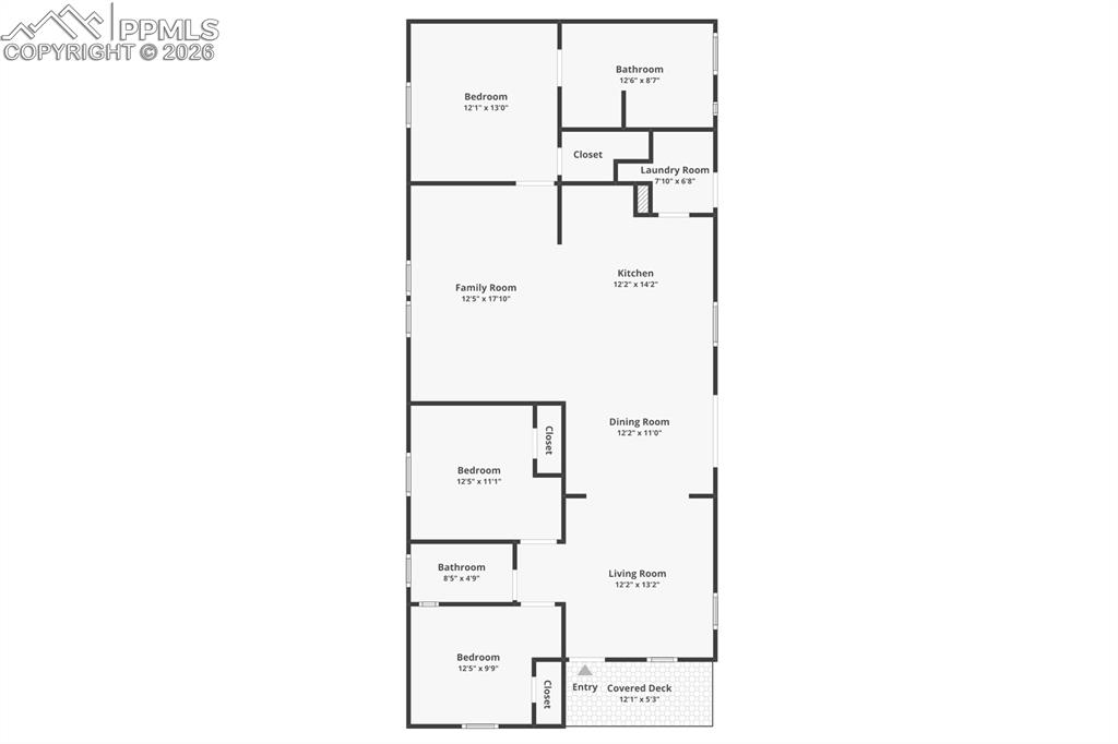 Floor Plan – A well-designed single-level layout featuring three bedrooms, two full baths, and a spacious flow between the living, dining, and kitchen areas.