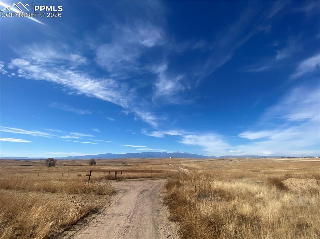 And the quintessential Colorado country living experience.