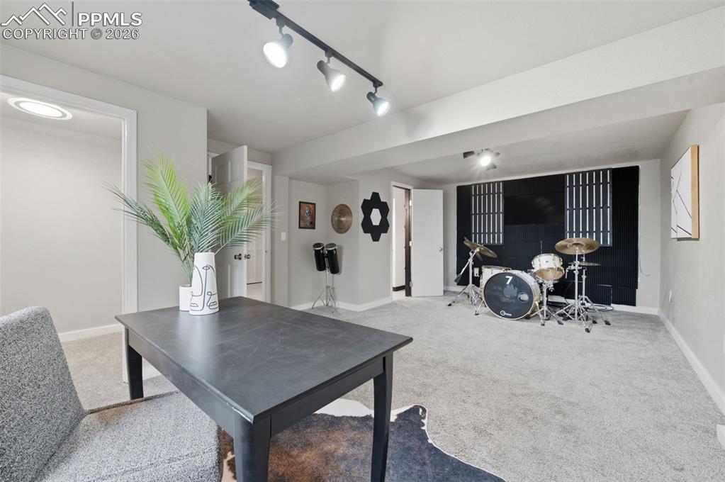 Extra large basement bedroom with en suite bath