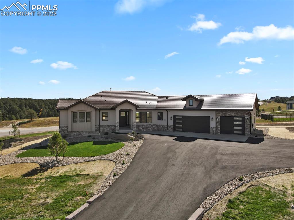 4136 Pinehurst Circle