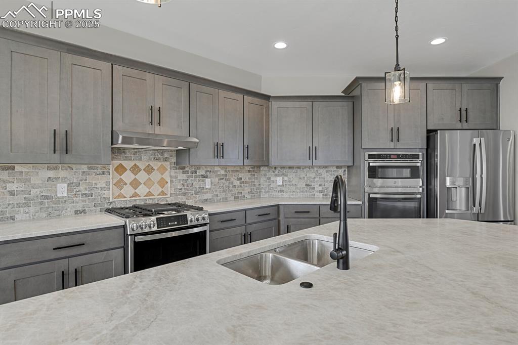 Leathered granit counter tops