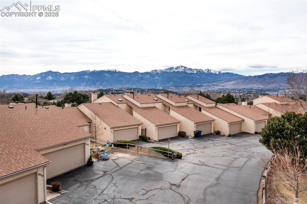 3437 Trenary Lane photo 2