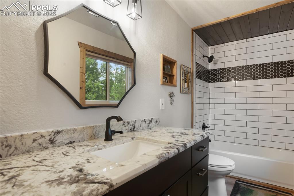 45 Barr Lake Circle photo 3