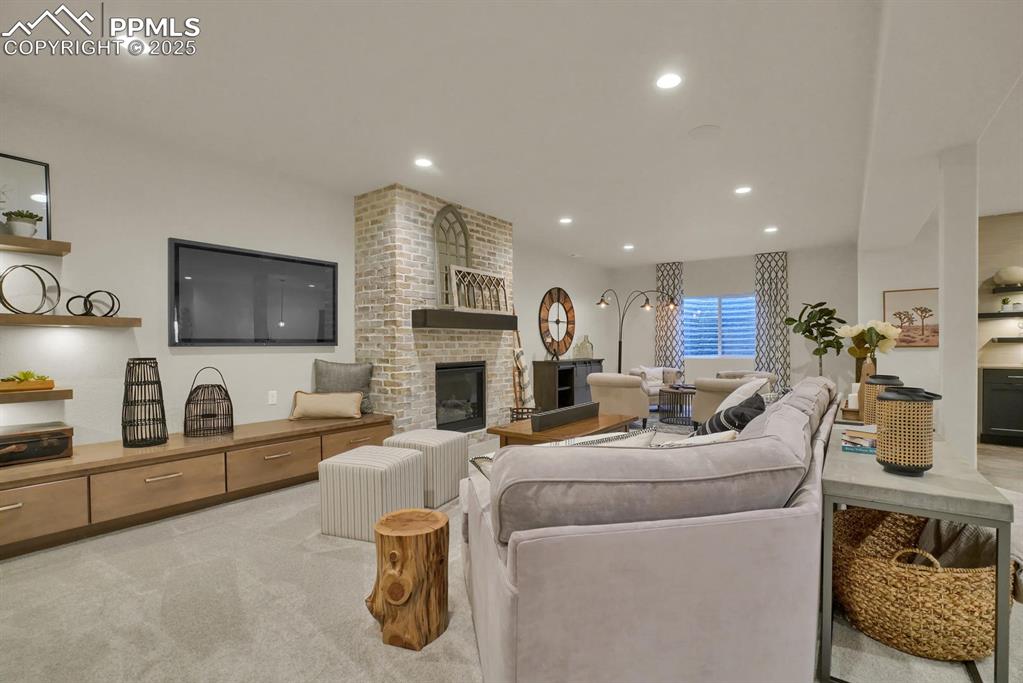 Same floorplan, different house to provide visual