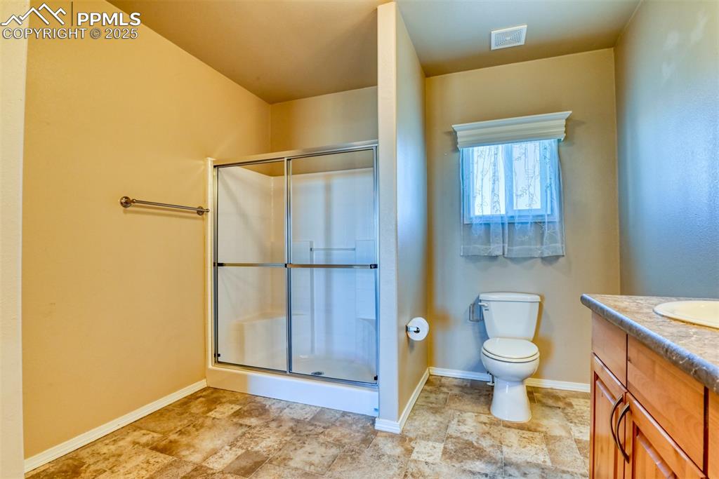Secondary Home's Primary Bathroom