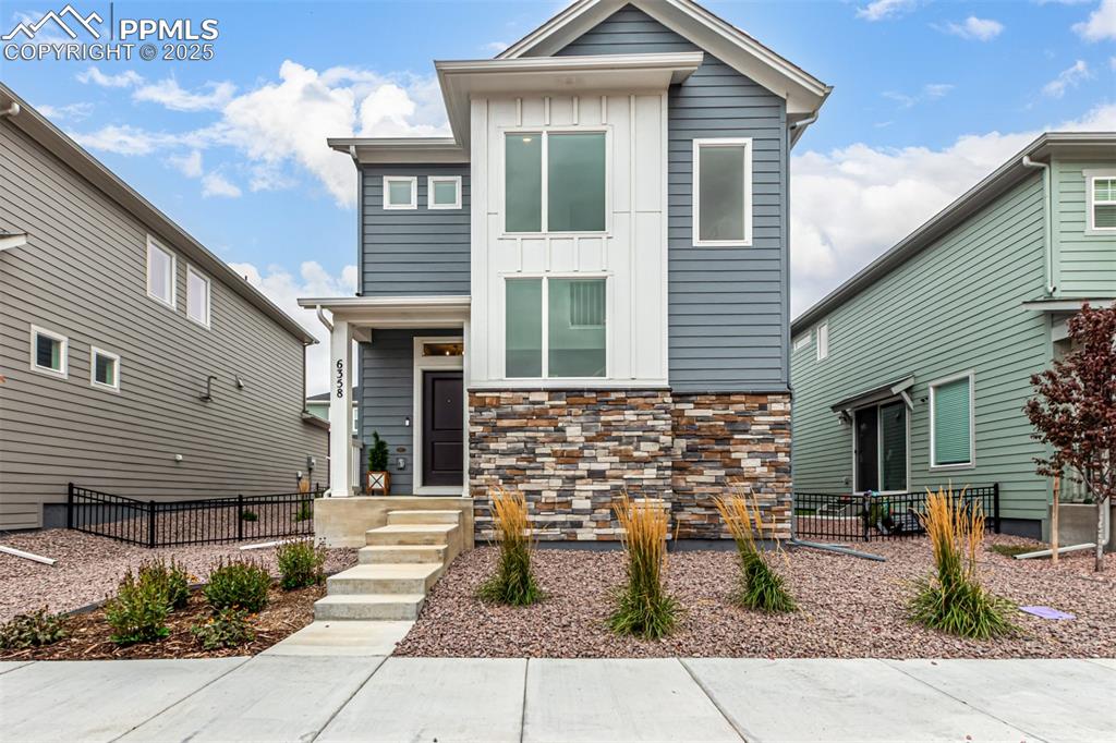 6358 Levity Heights photo 2