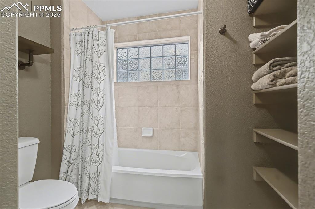 Ensuite bath for bedroom #2 upper level