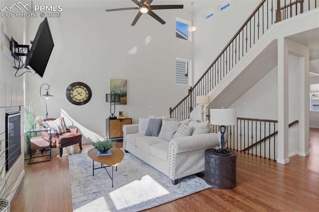 5895 Thurber Drive photo 3