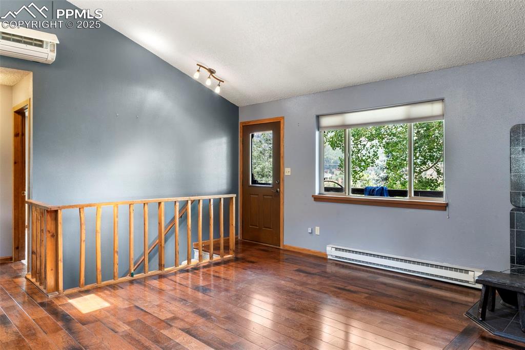 Solid Hickory Floors