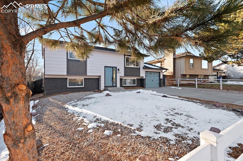 4802 Montebello Drive photo 3