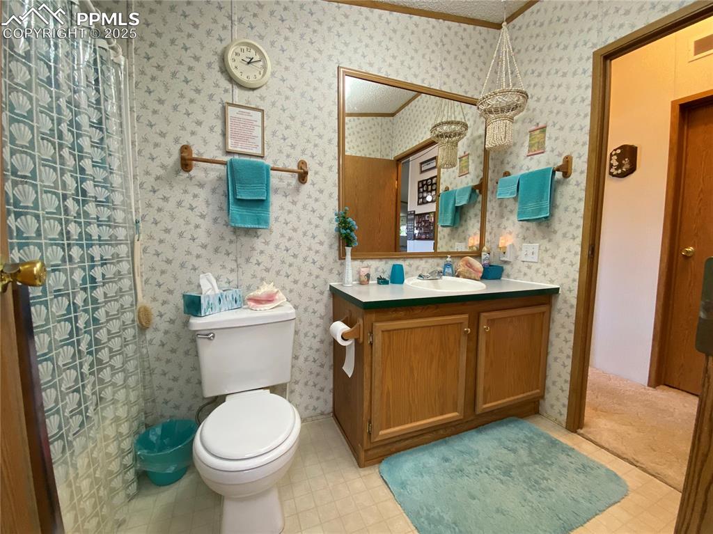 Perfect for Colorado homes offering comfort, functionality, and private guest accommodations.