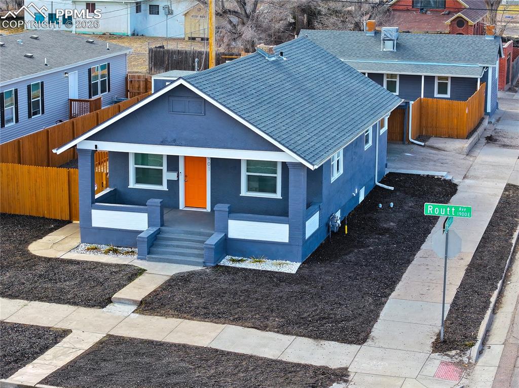 1901 E Routt Avenue photo 2