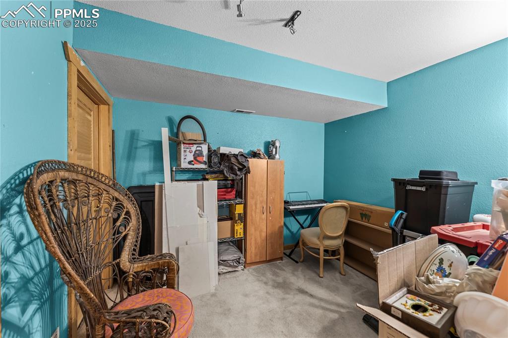 Bonus room with access to laundry and utilities