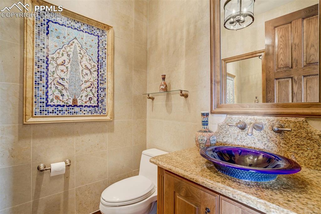 Powder room main level