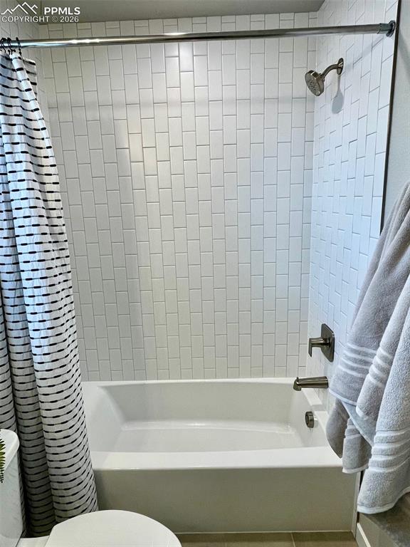 3527 Summer Dream Avenue