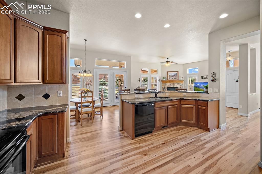 13105 Cake Bread Heights photo 3