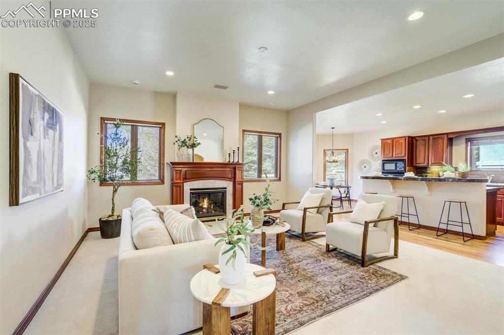 Tall ceilings, recessed lighting, and elegant finishes. 