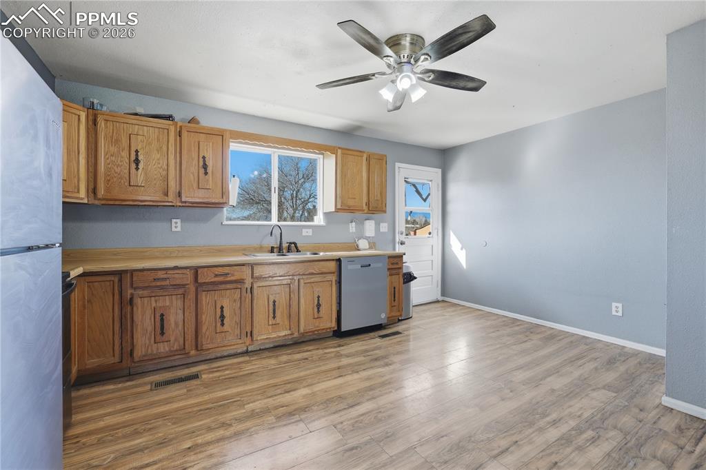 2020 Poteae Circle photo 3