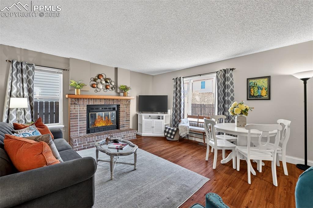 8535 Sassafras Drive photo 2