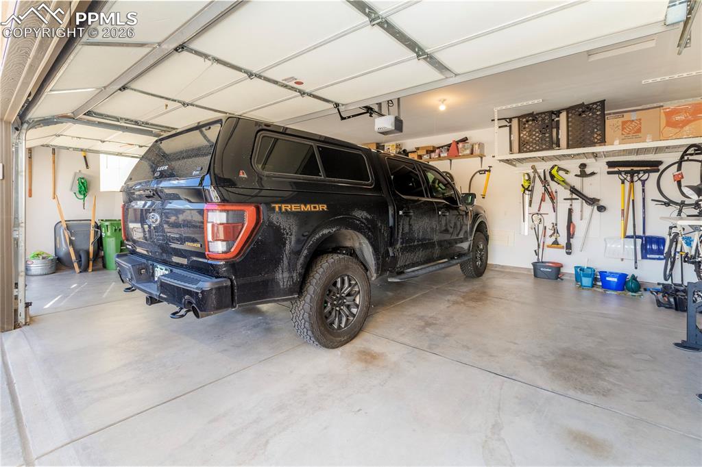 Room to spare. Truck length is 19'3".