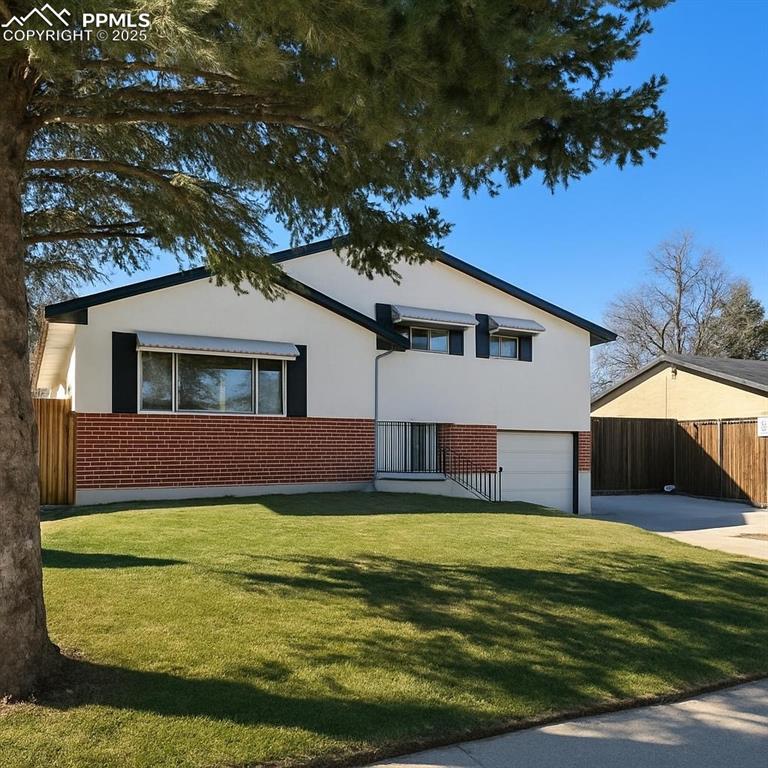 4222 Friar Lane photo 2