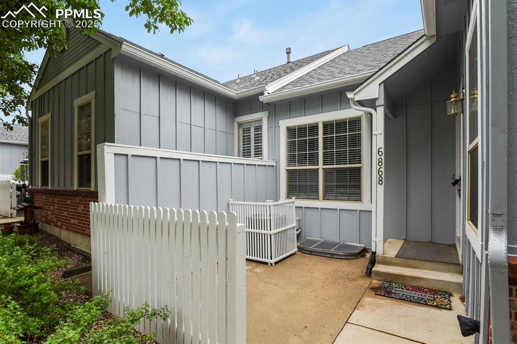 6868 LOS REYES Circle photo 2